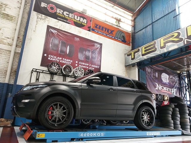Modifikasi Range Rover Evoque Velg Ring 20 Kota Malang